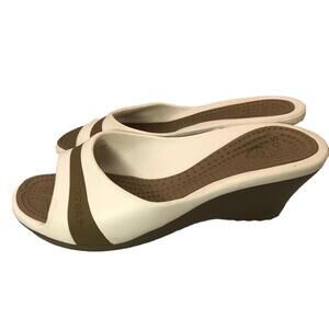 Crocs Sassari Open Toe Wedge (3”) Heels Tan & White Two Tone Women's Size 11
